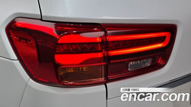 Kia Canival 2019 — photo 9