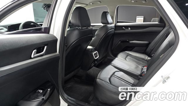 Kia K5 2021 — photo 11
