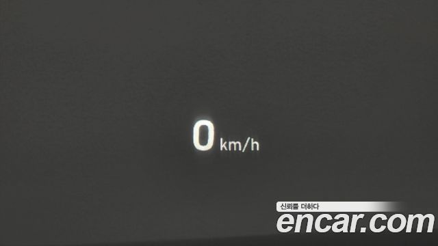 Genesis G80 2019 — photo 22