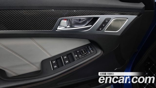 Genesis G80 2019 — photo 24