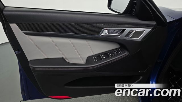 Genesis G80 2019 — photo 14