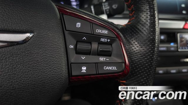 Genesis G80 2019 — photo 31