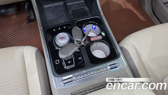 Kia Canival 2024 — photo 9