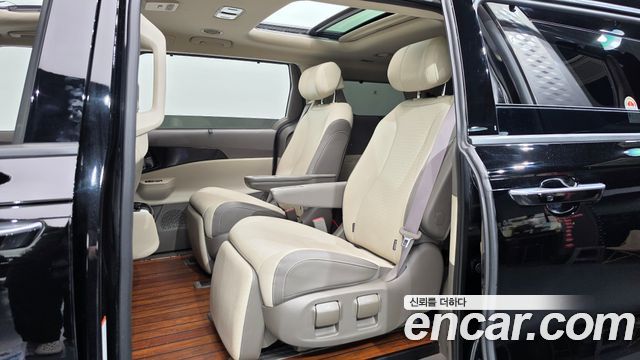 Kia Canival 2024 — photo 17