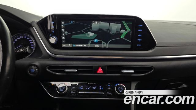 Hyundai Sonata 2022 — photo 20