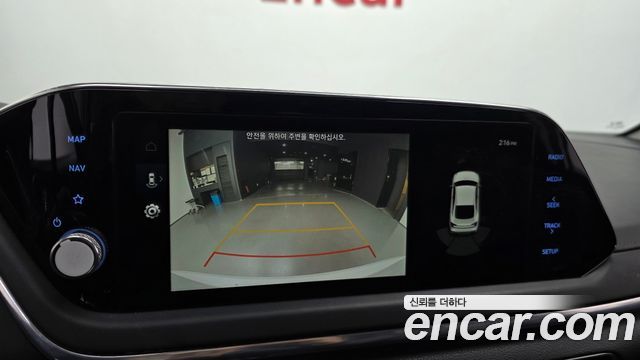 Hyundai Sonata 2022 — photo 21