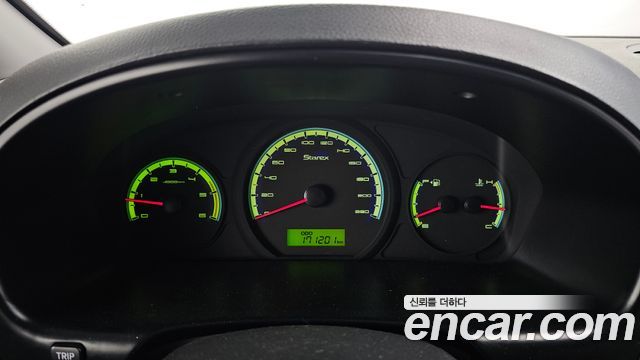 Hyundai Starex 2014 — photo 8