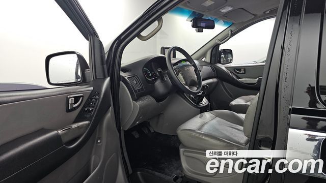 Hyundai Starex 2014 — photo 10