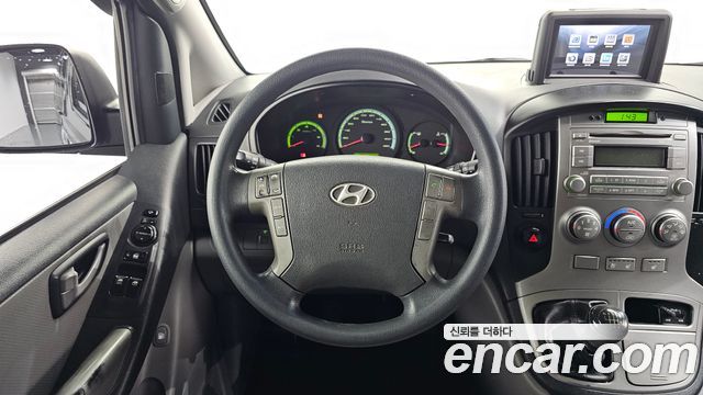 Hyundai Starex 2014 — photo 12