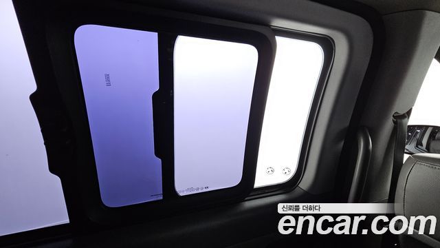 Hyundai Starex 2014 — photo 19