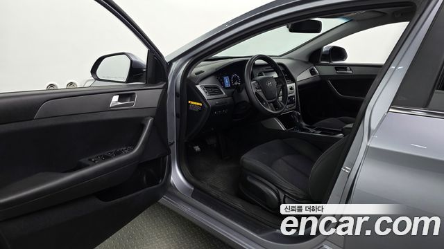 Hyundai Sonata 2015 — photo 13