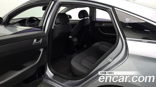 Hyundai Sonata 2015 — photo 16