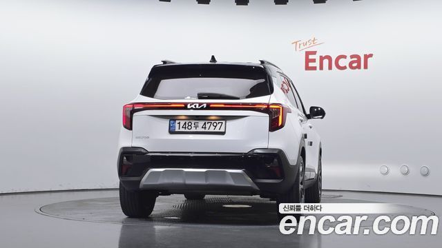 Kia Seltos 2023 — photo 4