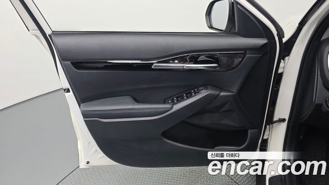 Kia Seltos 2023 — photo 14