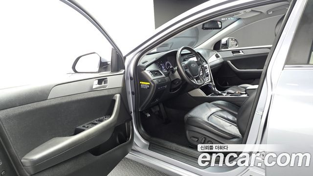 Hyundai Sonata 2017 — photo 10
