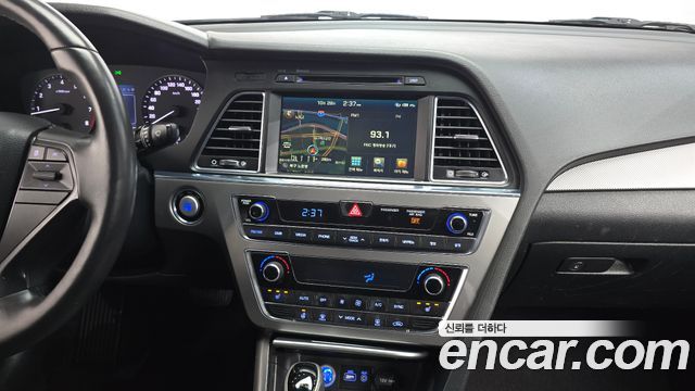 Hyundai Sonata 2017 — photo 13