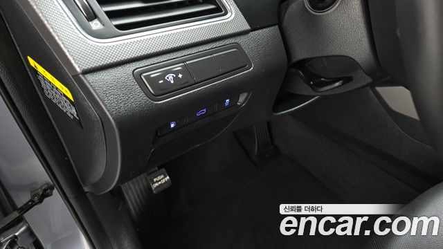 Hyundai Sonata 2017 — photo 19