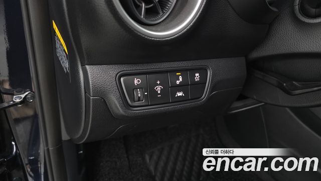 Kia K3 2019 — photo 24