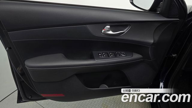 Kia K3 2019 — photo 14