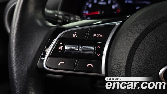 Kia K3 2019 — photo 27