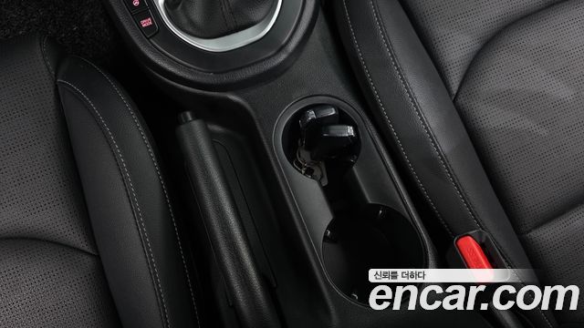 Kia K3 2019 — photo 32
