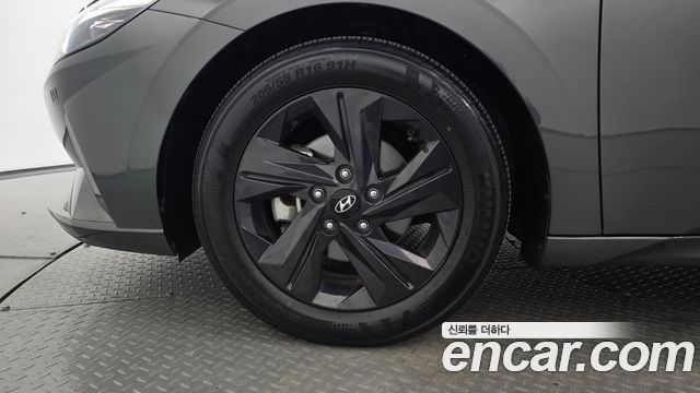 Hyundai AVANTE 2021 — photo 5