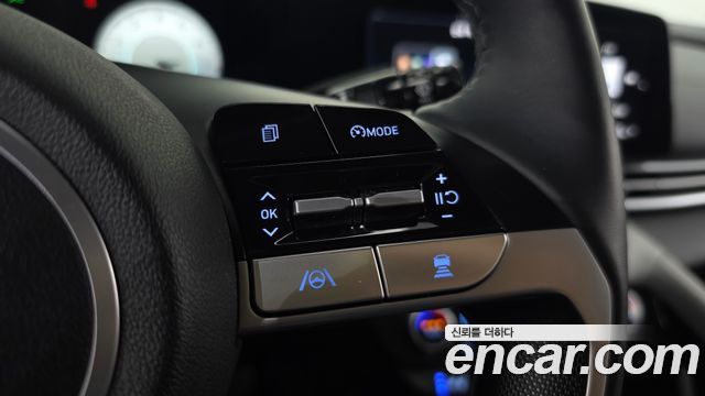 Hyundai AVANTE 2021 — photo 24