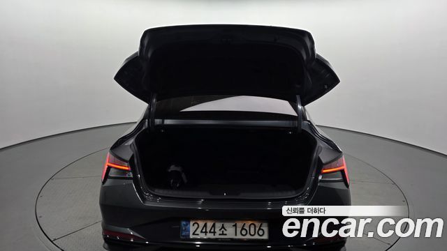 Hyundai AVANTE 2021 — photo 26
