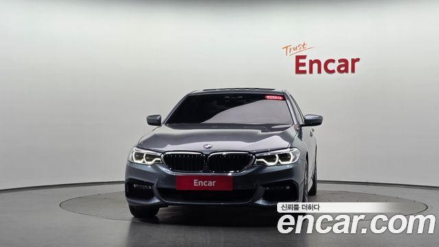 BMW 5-Series 2018 — photo 3