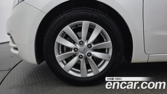 Kia K3 2013 — photo 5