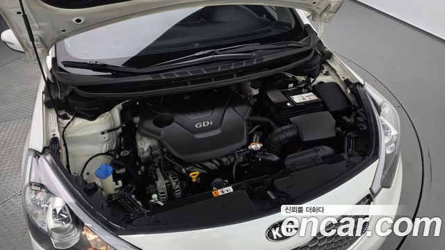 Kia K3 2013 — photo 6