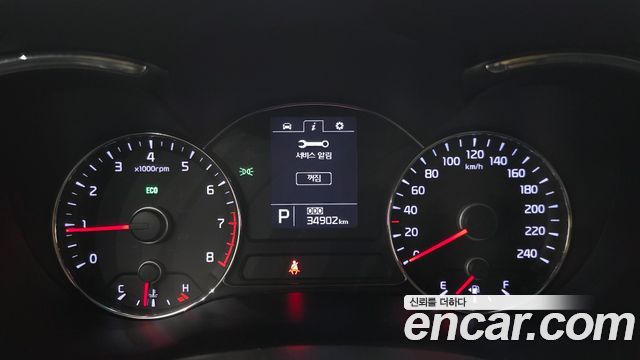 Kia K3 2013 — photo 11