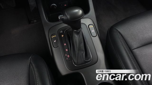Kia K3 2013 — photo 12