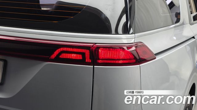 Kia Canival 2021 — photo 9