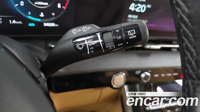 Kia Canival 2021 — photo 27