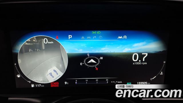 Kia Canival 2023 — photo 8