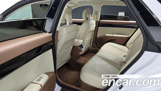 Hyundai Grandeur 2023 — photo 11