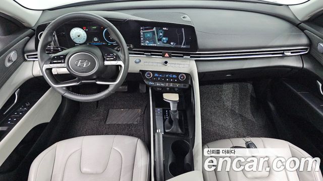 Hyundai AVANTE 2021 — photo 10