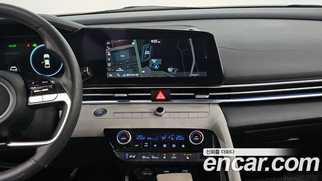 Hyundai AVANTE 2021 — photo 20