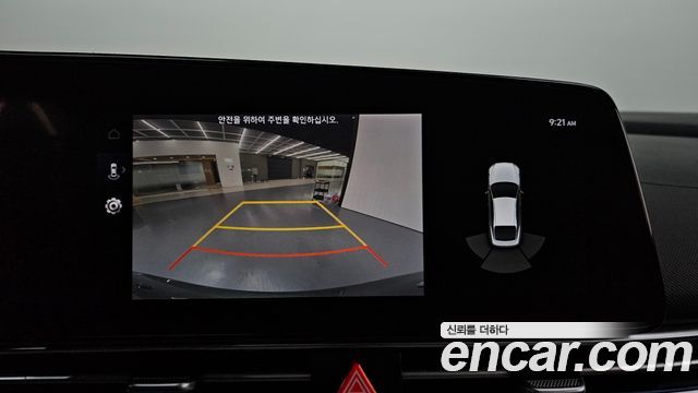 Hyundai AVANTE 2021 — photo 21