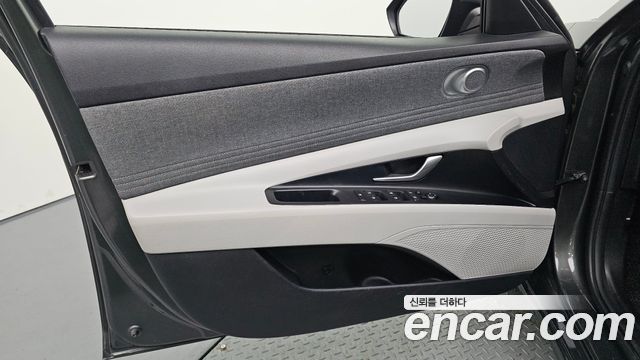 Hyundai AVANTE 2021 — photo 14