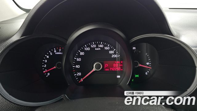 Kia morning 2013 — photo 11