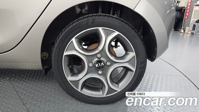 Kia morning 2013 — photo 7