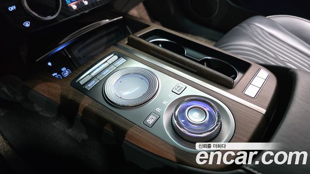 Genesis G80 2022 — photo 12