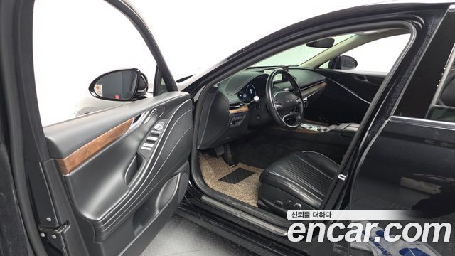 Genesis G80 2022 — photo 13