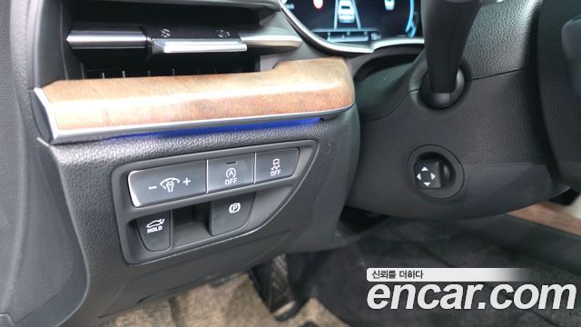 Genesis G80 2022 — photo 24