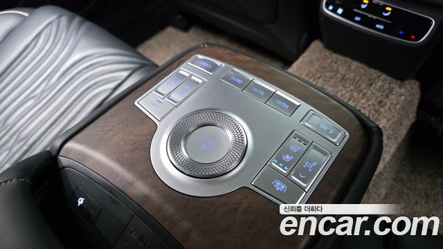 Genesis G80 2022 — photo 25
