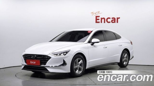 Hyundai Sonata 2022 — photo 1