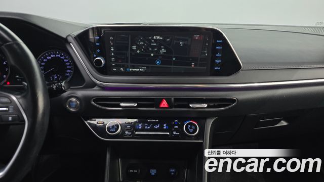 Hyundai Sonata 2022 — photo 13