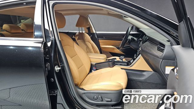 Kia K7 2021 — photo 18